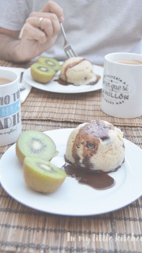 ¡Tu nuevo desayuno favorito de fin de semana ha llegado! 🧁✨

¿Hay algo mejor que un desayuno que parece postre pero es 100% nutritivo? Este Mugcake de Avena es la solución perfecta para esos sábados de "slow morning" donde quieres algo especial sin pasar horas en la cocina. 🕒

✅ Listo en menos de 5 minutos.
✅ Textura súper esponjosa.
✅ Sin complicaciones.

La receta completa con todos los trucos la tienes esperándote en:
👉 www.inmylittlekitchen.com (link en mi bio 🔗)

 #internationalfoodiesunite  #goldentastyfoodie  #teamhappyfoodies #amigosfoodiesinsta #fellowfoodielovers