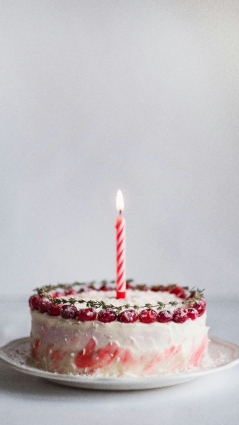 Hoy estamos de celebración así que aquí os dejo algunas tartas para celebrar la vida 

🎂Tarta de queso de La viña
🎂Tarta de queso en freidora de aire 
🎂Pastel de chocolate con ganache de chocolate 
🎂Pastel de chocolate cremoso
🎂Turbacook
🎂Pastel de leche 

Os recuerdo que todas las recetas las podéis encontrar en el blog. Solo tenéis que ir a inmy pinchar en el enlace directo al blog y luego ir al buscador de recetas ❤️ 

#blog #blogger #foodblog #foodblogger #food #foodie #foodporn #foodlover #foodstagram #home #homemade #homemadefood #homefood  #internationalfoodiesunite #inmylittlekitchen #foodiesinternationalchat #igersmadrid  #goldentastyfoodie #internationalcuisinefamily  #teamhappyfoodies #amigosfoodiesinsta #fellowfoodielovers #happybirthday