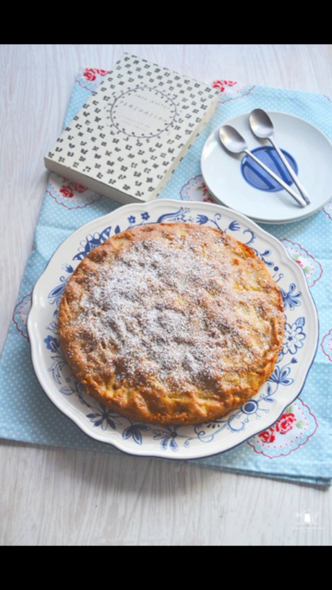 ¡Tenemos nueva receta en el blog! 

Esta Tarta de Manzana Francesa es la prueba de que la elegancia está en la sencillez. ¿Qué hace especial a esta receta?:

🍏 Ingredientes sencillos: El sabor real de la fruta es el protagonista.
🕒 Tiempo récord: Una técnica simplificada para resultados de pastelería profesional.
🥐 Versatilidad: Perfecta para un café a media tarde o como el postre estrella de tu cena de domingo.

No te quedes solo con las ganas de verla... ¡corre al blog y prepárala hoy mismo! 

👉 ENCUENTRA LA RECETA COMPLETA AQUÍ:
🌐 www.inmylittlekitchen.com (Enlace directo en la Bio 🔗)

 #internationalfoodiesunite  #goldentastyfoodie  #teamhappyfoodies #amigosfoodiesinsta #fellowfoodielovers