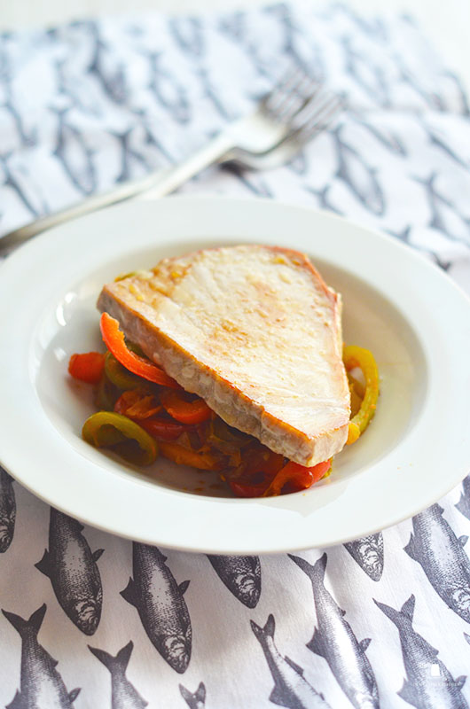 Atún a la plancha con piperrada