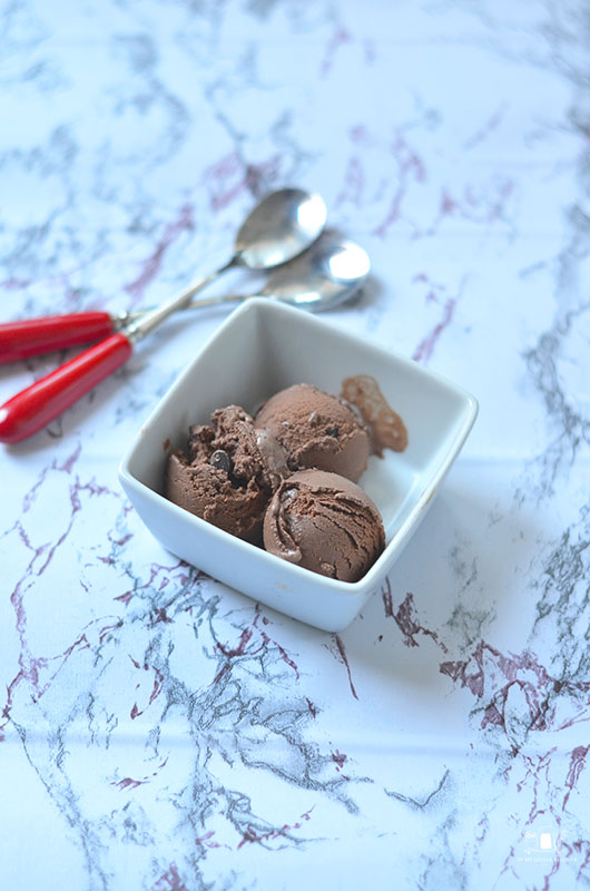 Receta de helado de yogur y chocolate