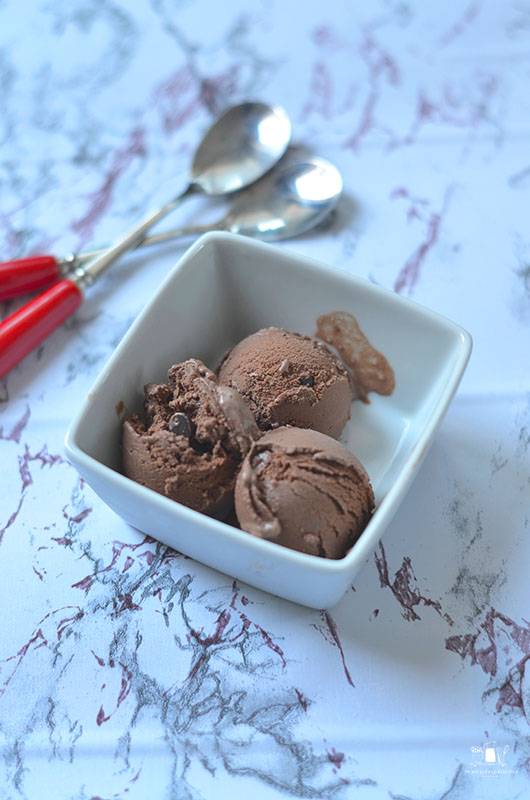 Receta de helado de yogur y chocolate