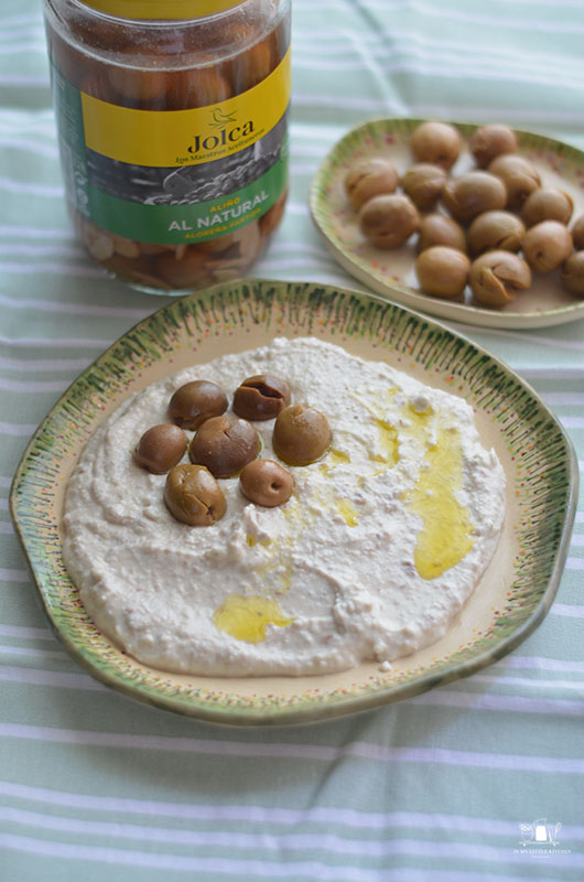 paté de queso feta y aceitunas