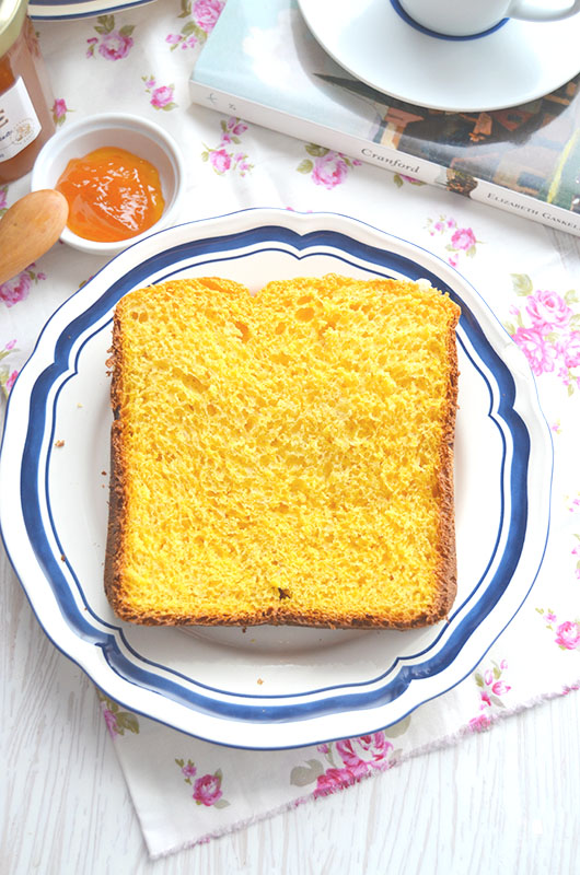 Brioche de calabaza en panificadora